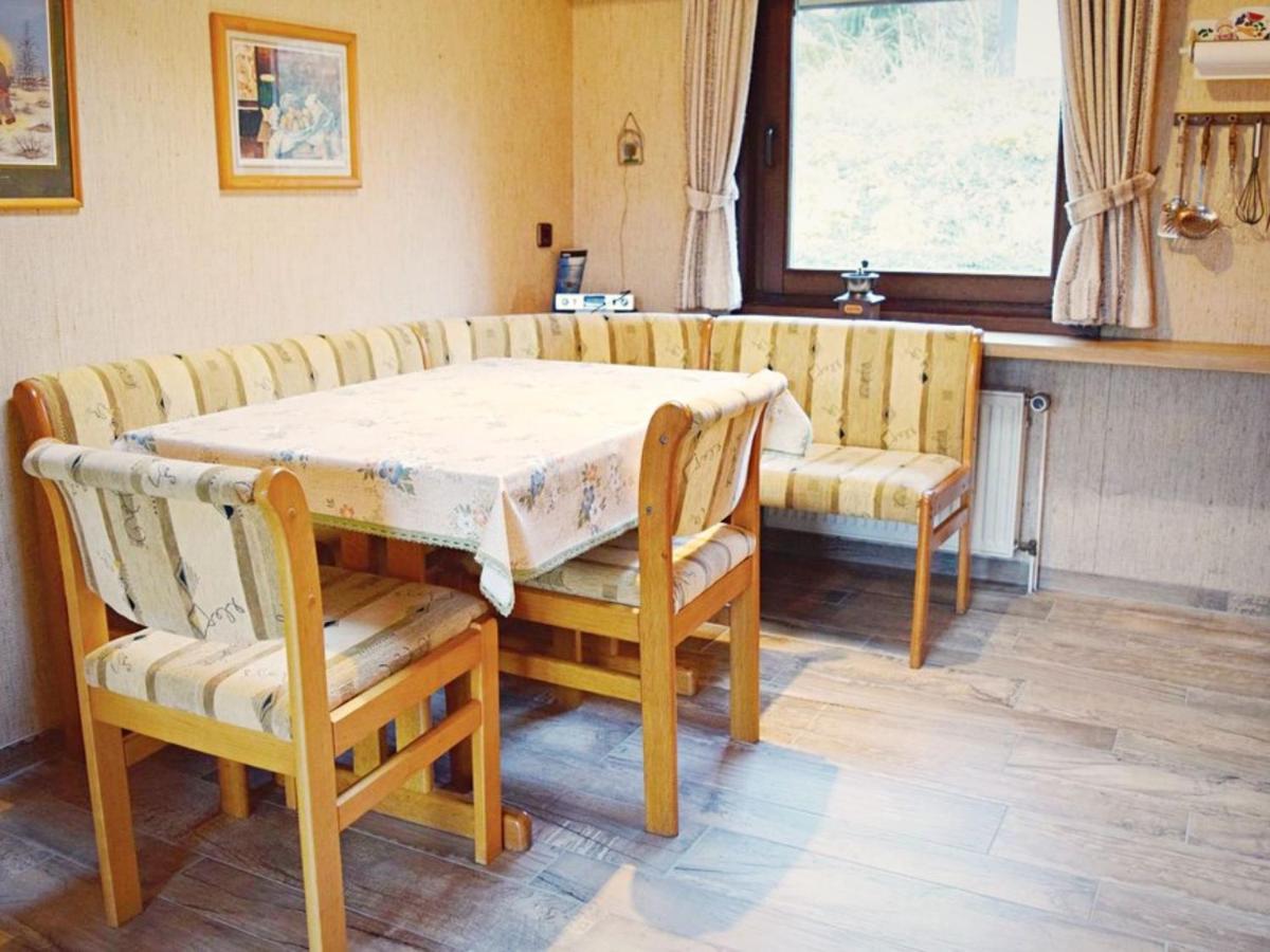 Furnished Bungalow With Peaceful Neighbourhood Мешеде Экстерьер фото
