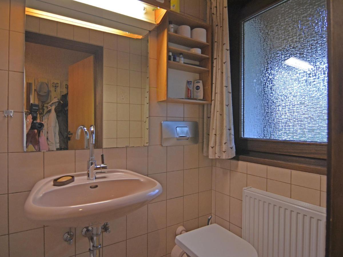 Furnished Bungalow With Peaceful Neighbourhood Мешеде Экстерьер фото