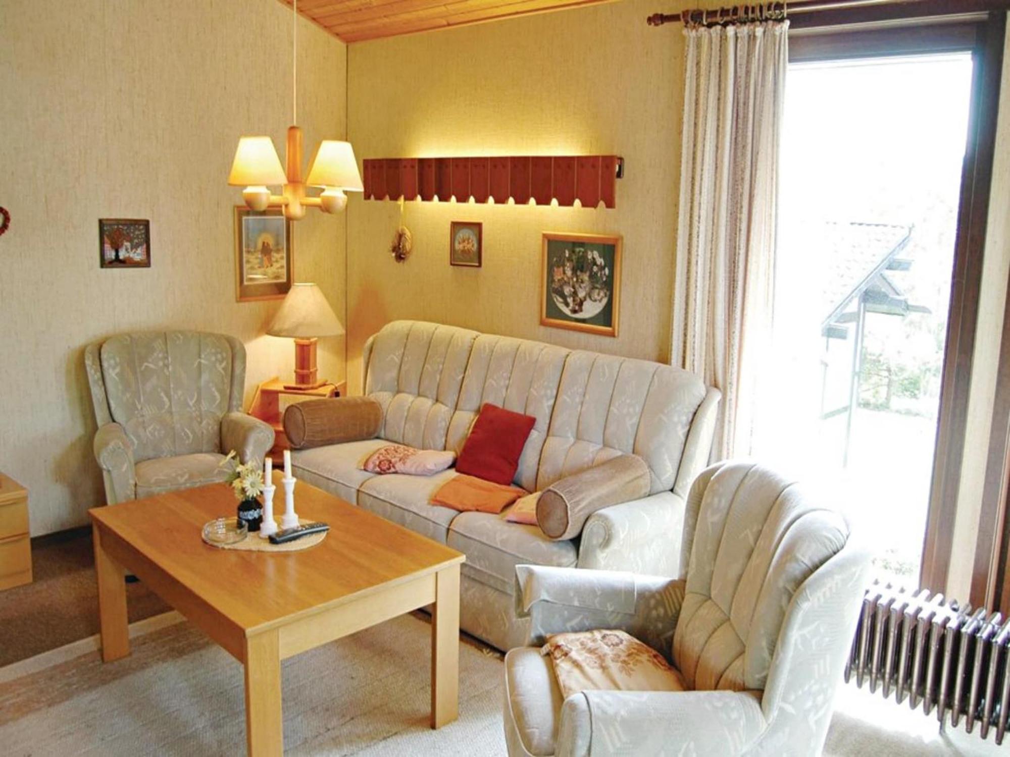 Furnished Bungalow With Peaceful Neighbourhood Мешеде Экстерьер фото